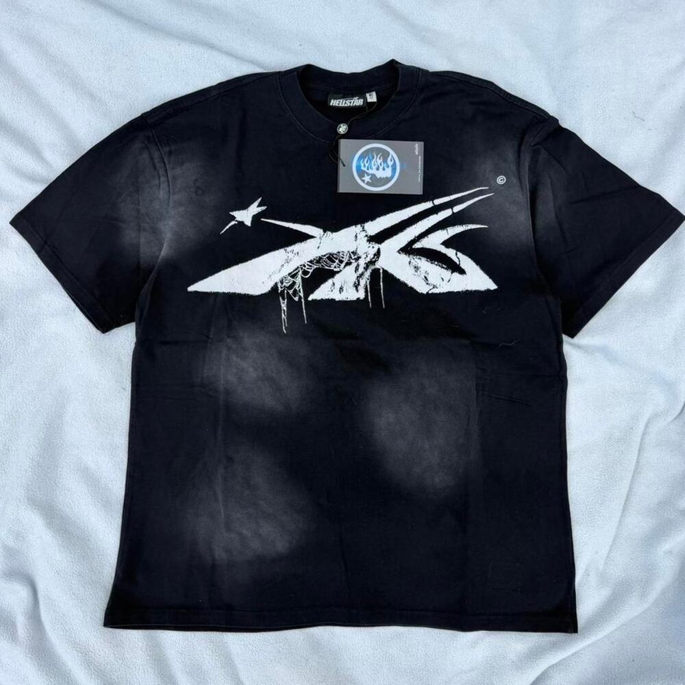 Hellstar graphic tee shirt (L) in perfect condition